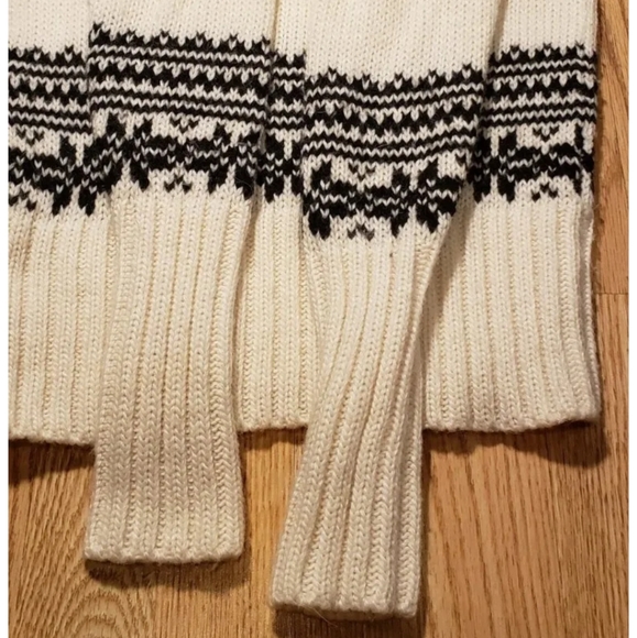 J Crew Women's Sweater Size: Small Mohair & Wool Blend - Picture 11 of 13